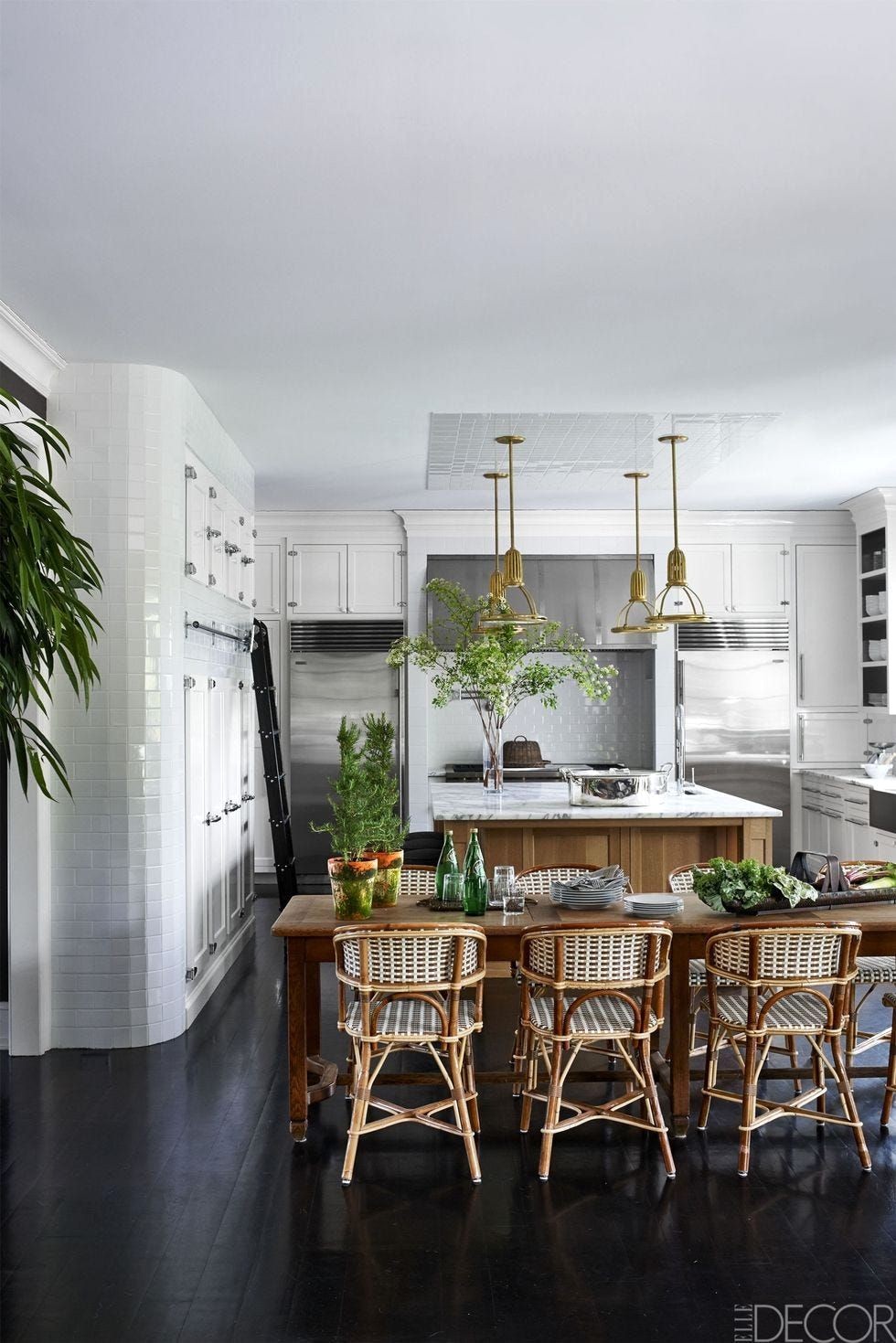 15+ Black Flooring Ideas Hero