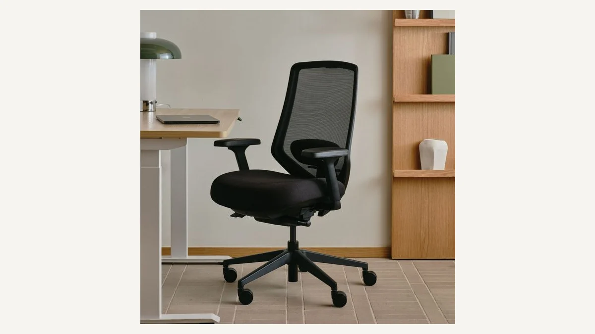 HON Ignition 2.0 ergonomic office chair with adjustable seat