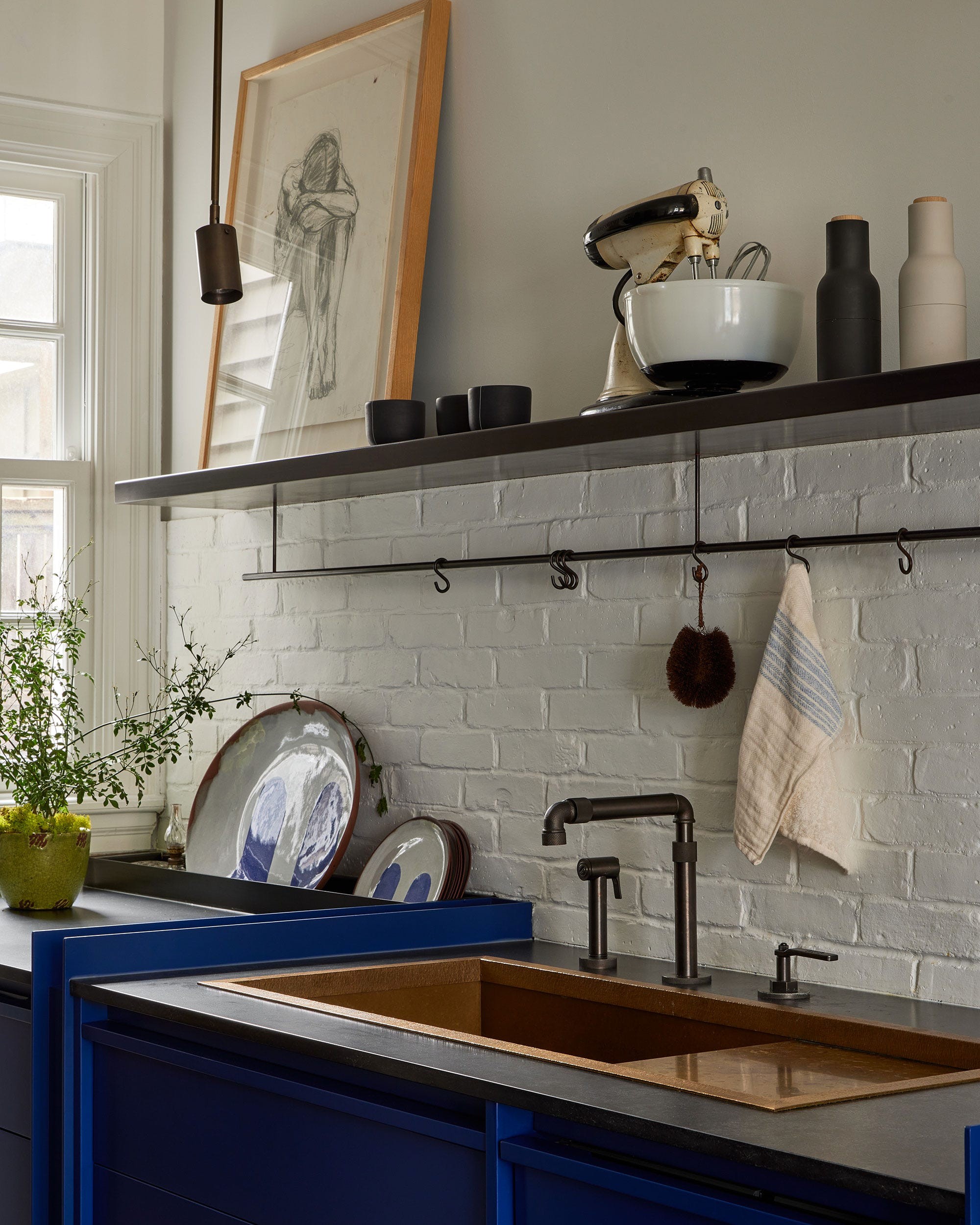 Oversized Botanical Print in Kitchen