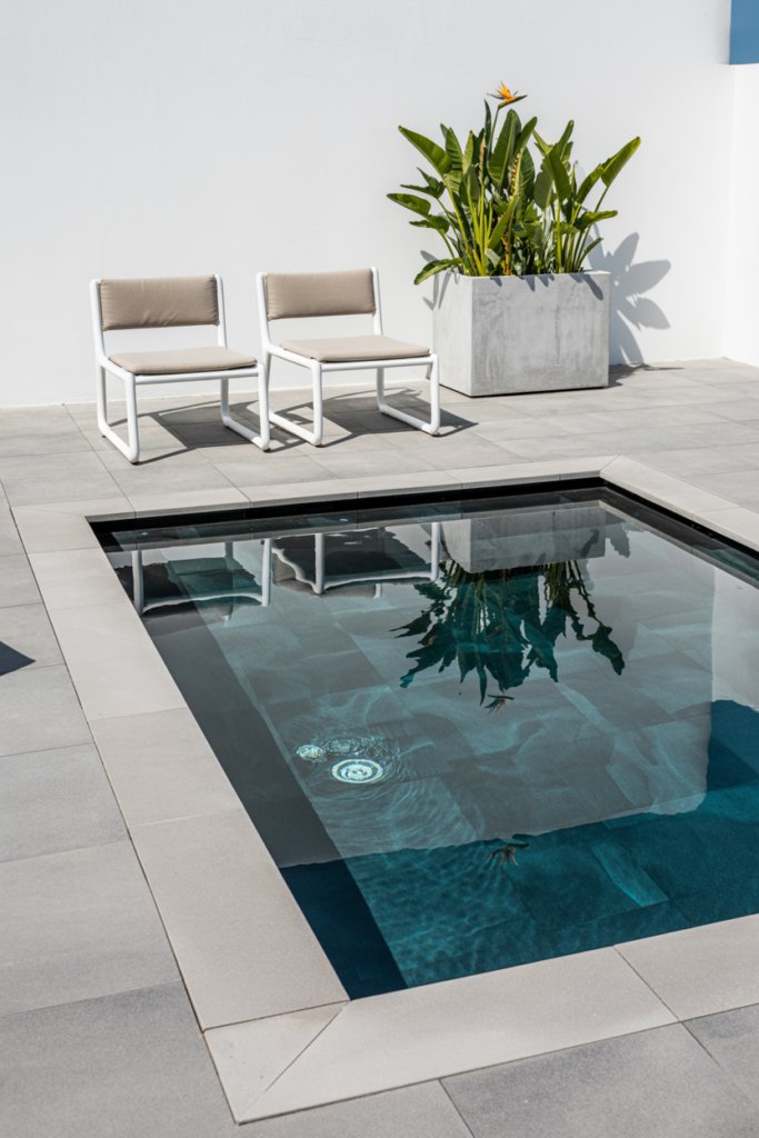 1. A Concrete Plunge Pool with a Minimalist, Modern Edge