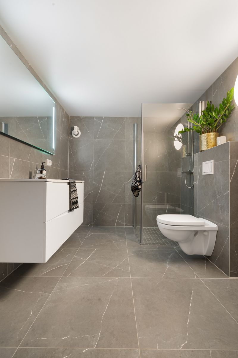 Slip-Resistant Bathroom Wet-Area Tile Planning