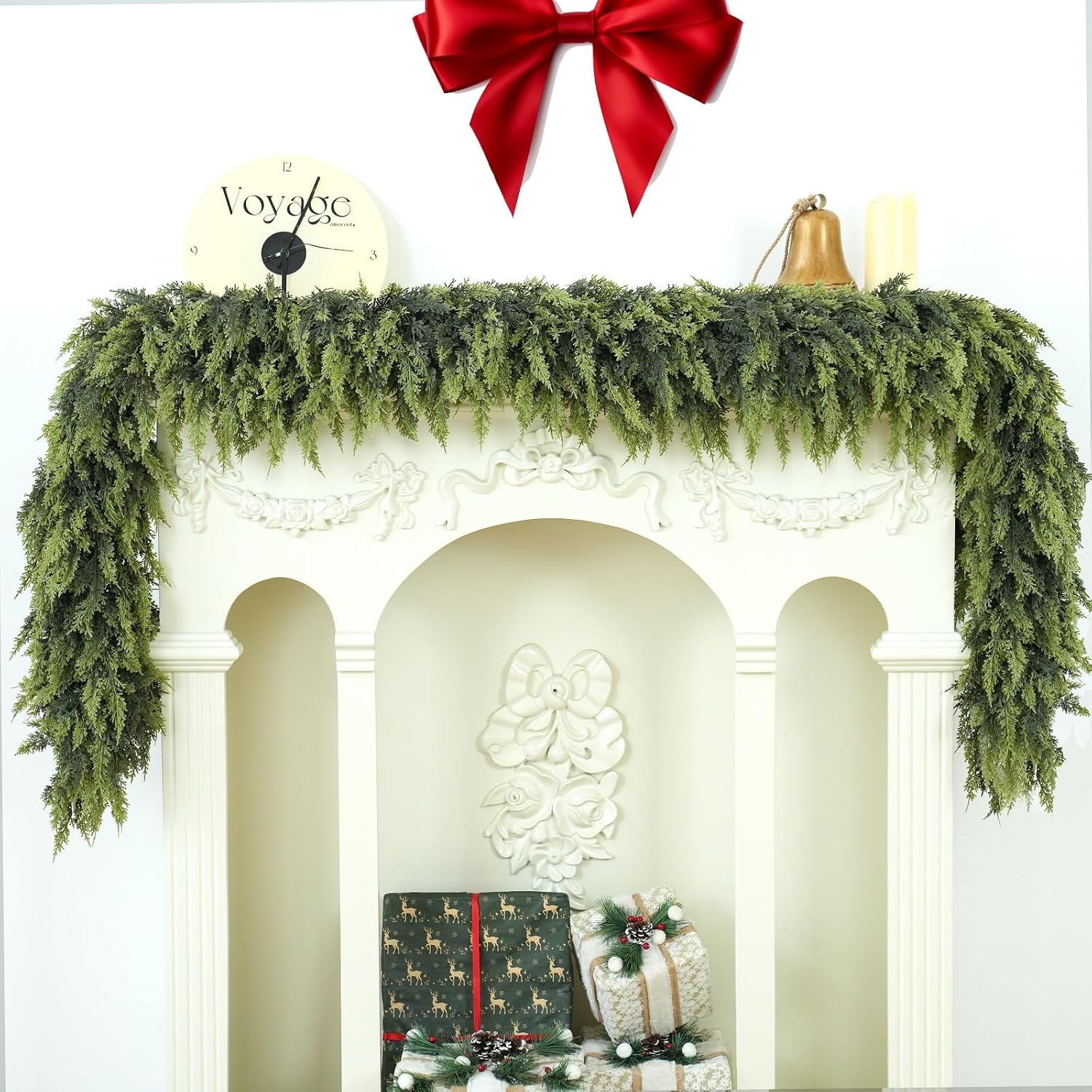 Cedar Garland With Velvet Christmas Bows